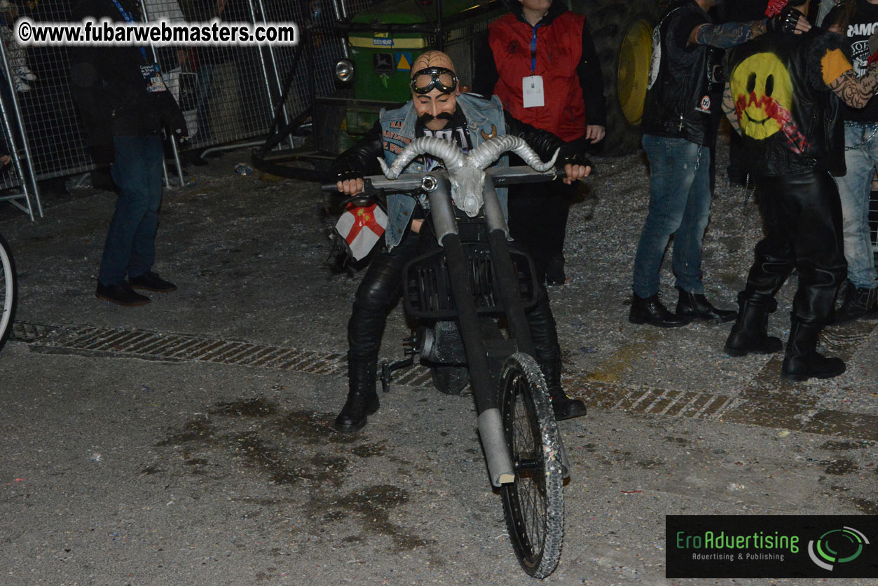 Pre-Show Carnival Parade at TES Sitges