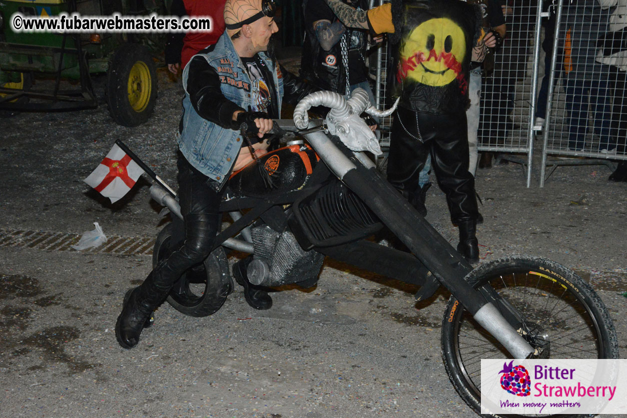 Pre-Show Carnival Parade at TES Sitges