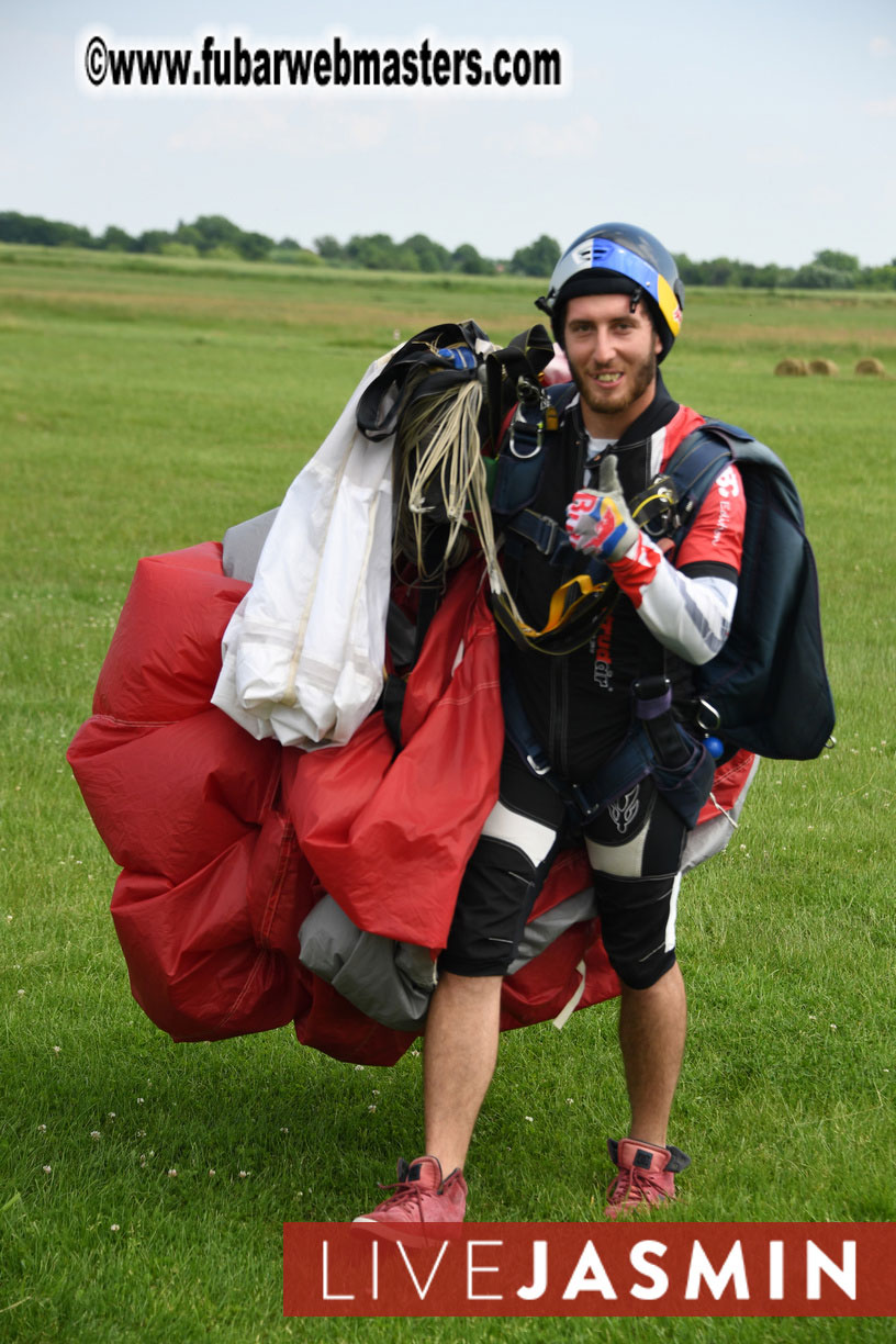 TNT Brothers Skydiving