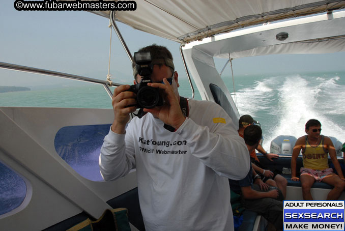 Speedboat Island Hopping