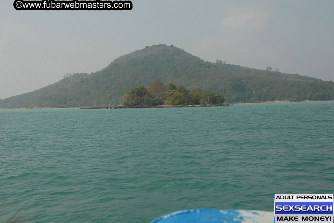 Speedboat Island Hopping