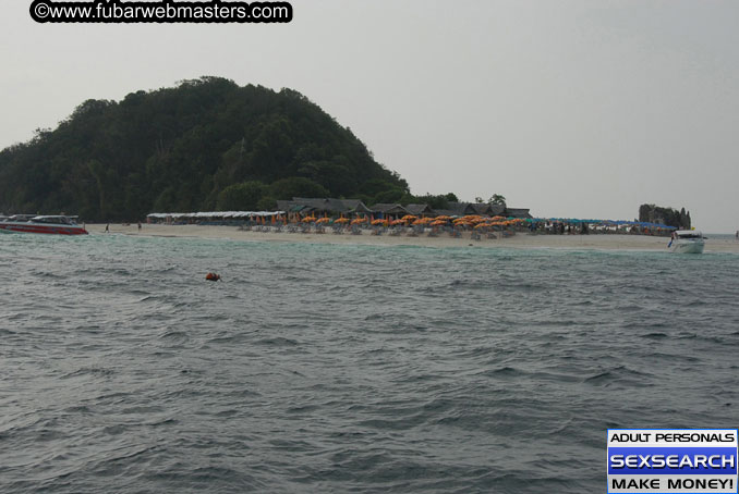 Speedboat Island Hopping