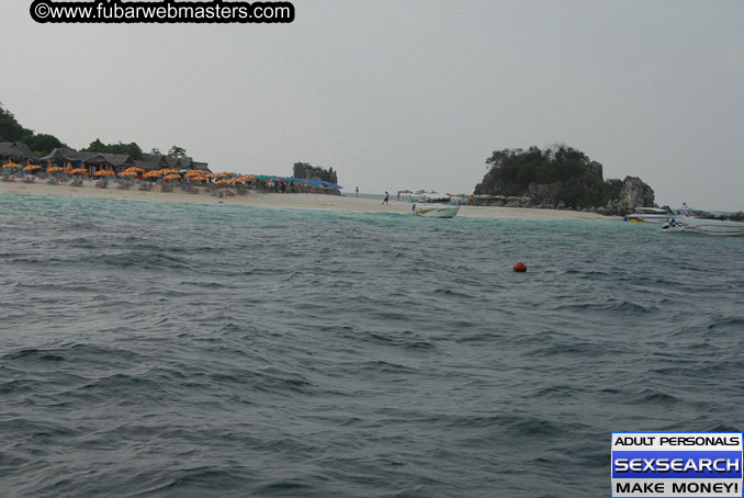 Speedboat Island Hopping