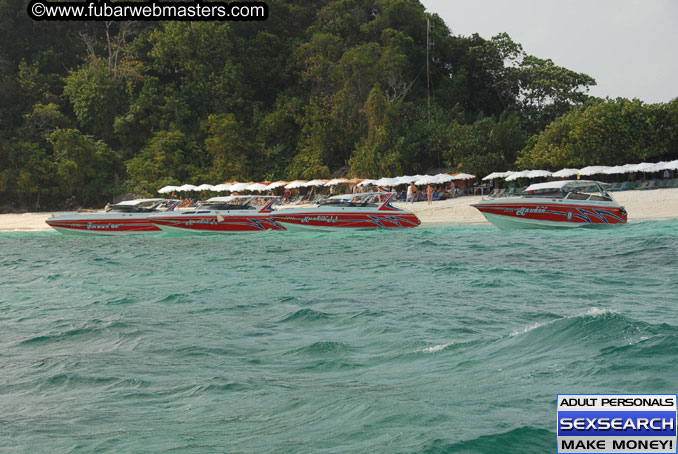 Speedboat Island Hopping