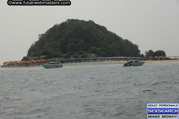 Speedboat Island Hopping