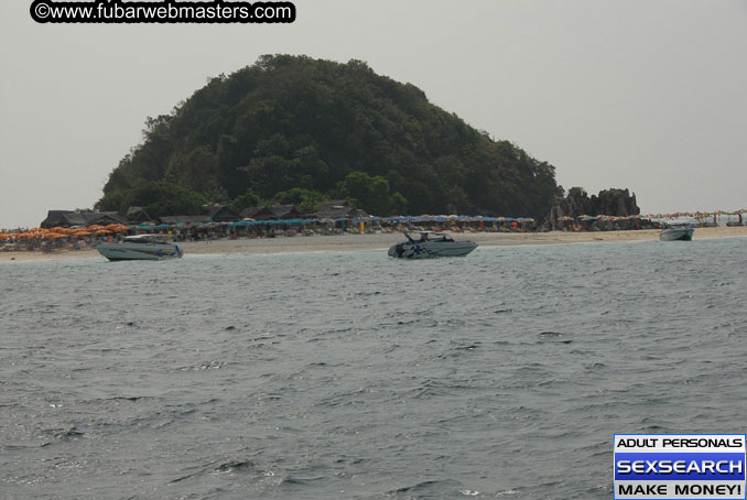 Speedboat Island Hopping