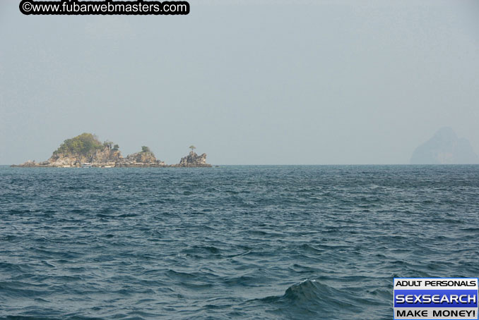 Speedboat Island Hopping