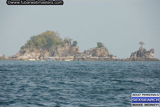 Speedboat Island Hopping