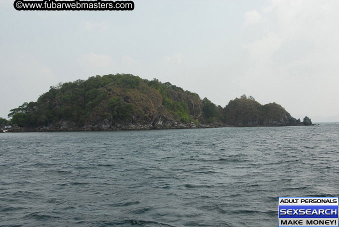 Speedboat Island Hopping