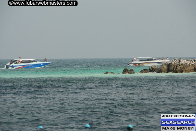 Speedboat Island Hopping