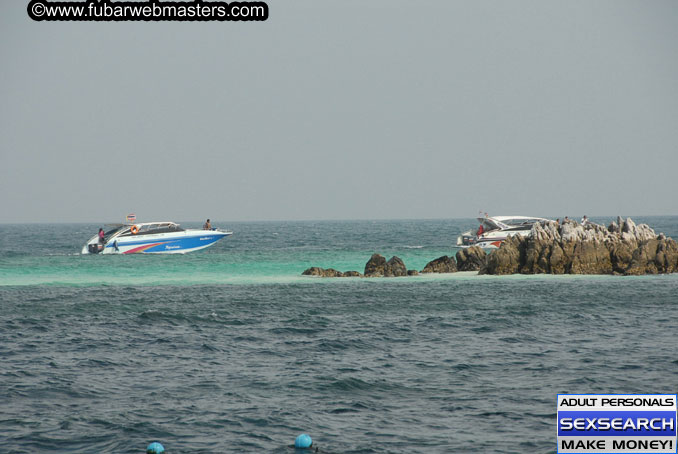 Speedboat Island Hopping