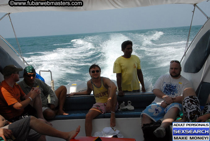 Speedboat Island Hopping