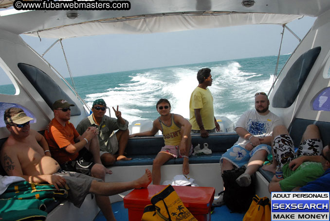 Speedboat Island Hopping