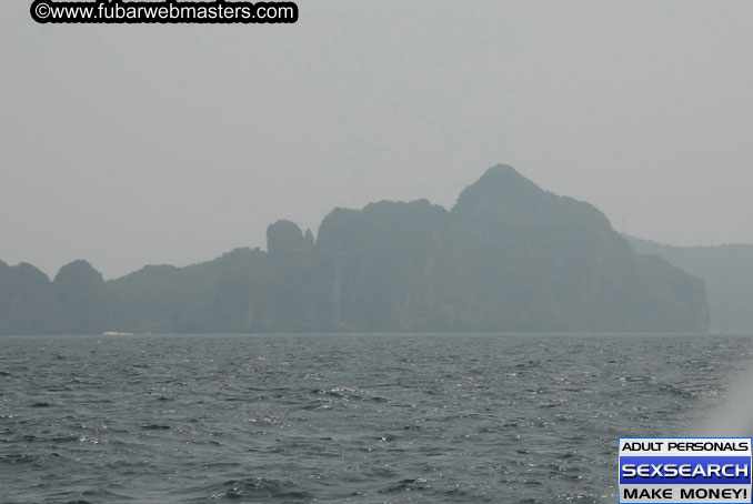 Speedboat Island Hopping