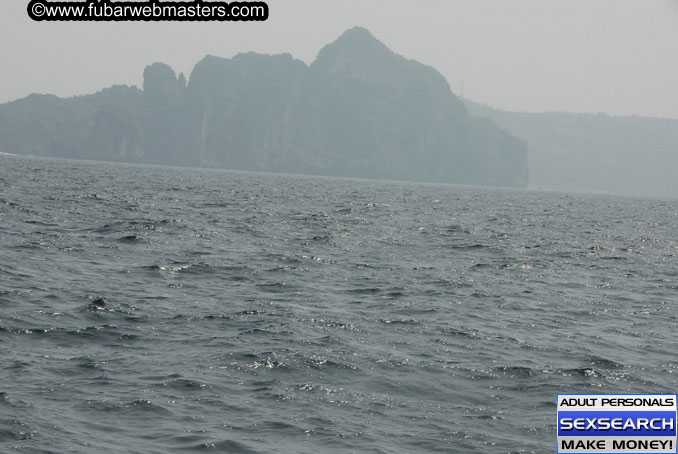 Speedboat Island Hopping