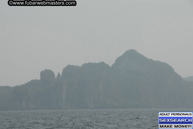 Speedboat Island Hopping