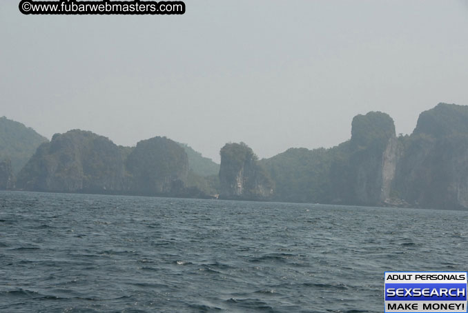 Speedboat Island Hopping