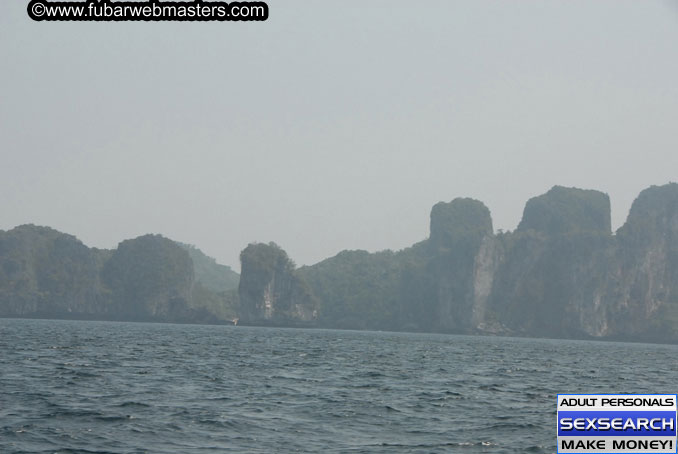 Speedboat Island Hopping