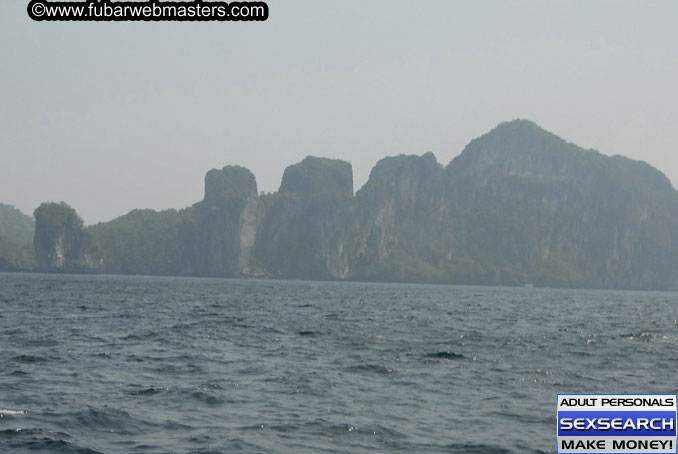 Speedboat Island Hopping