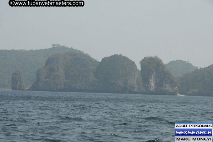 Speedboat Island Hopping