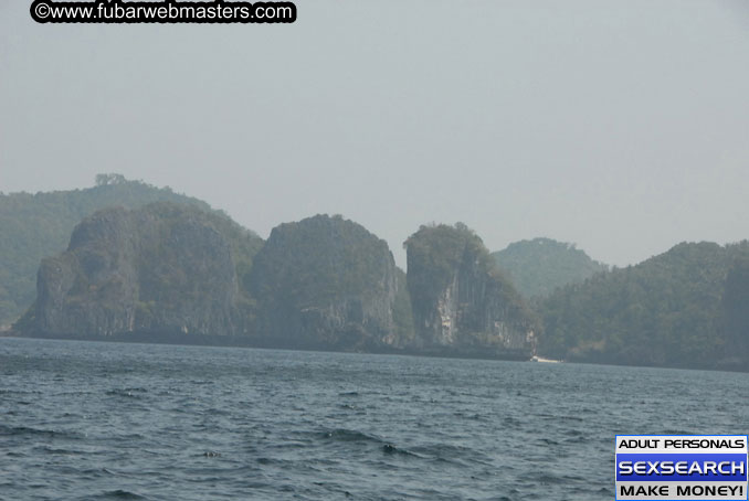 Speedboat Island Hopping