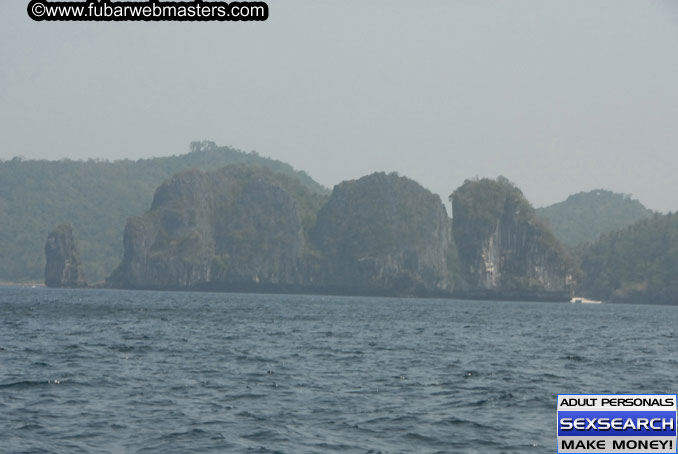 Speedboat Island Hopping