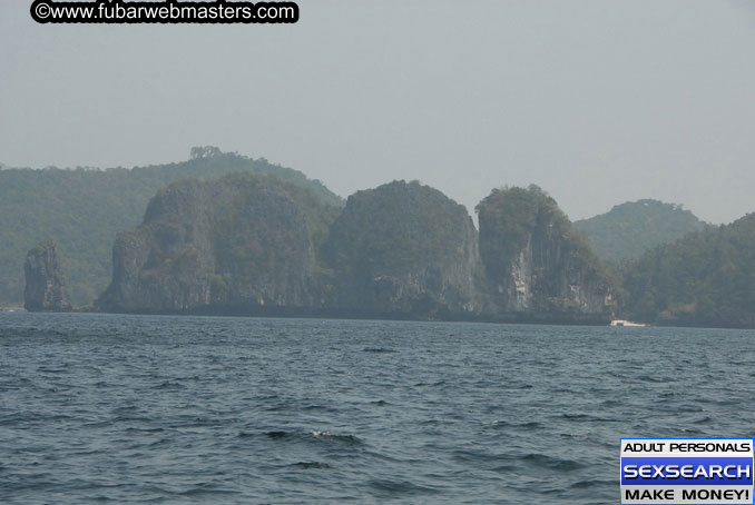 Speedboat Island Hopping