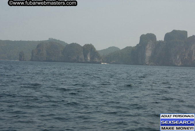 Speedboat Island Hopping