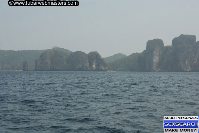 Speedboat Island Hopping