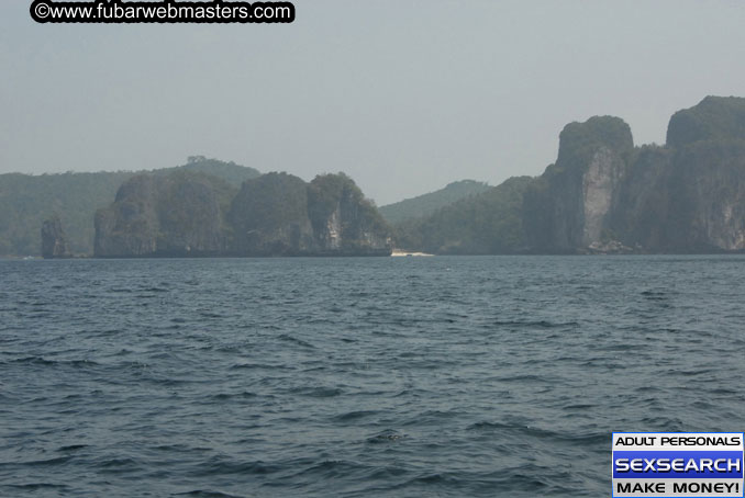 Speedboat Island Hopping