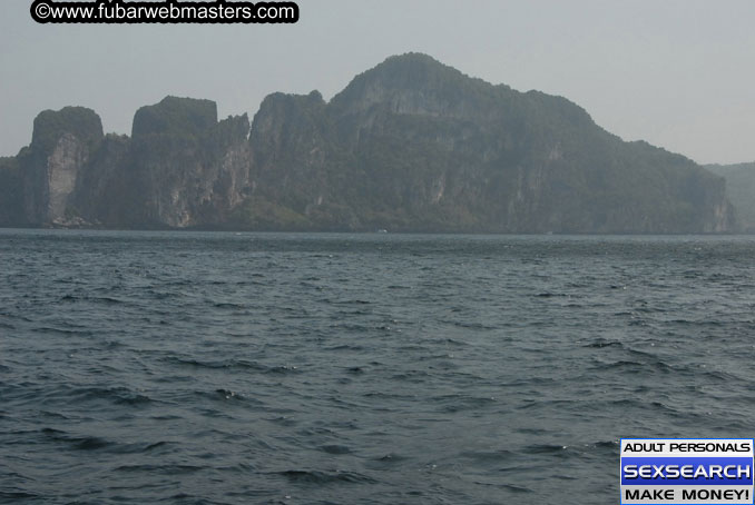 Speedboat Island Hopping