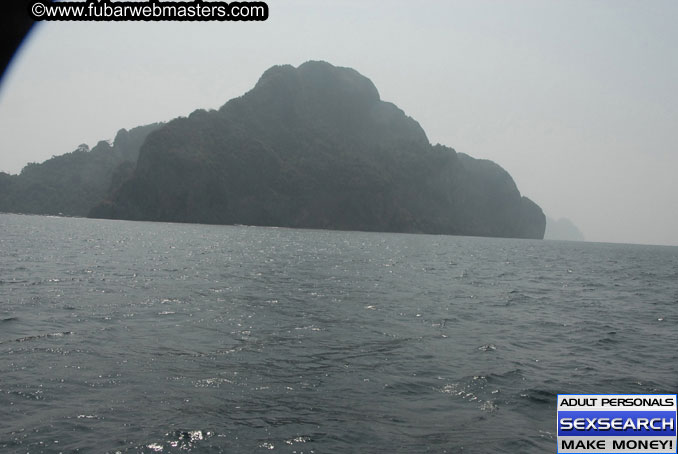 Speedboat Island Hopping