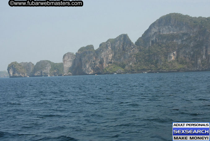 Speedboat Island Hopping