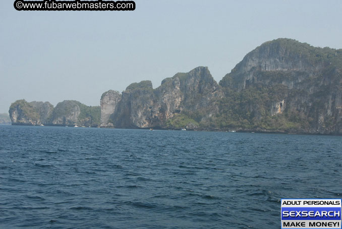 Speedboat Island Hopping