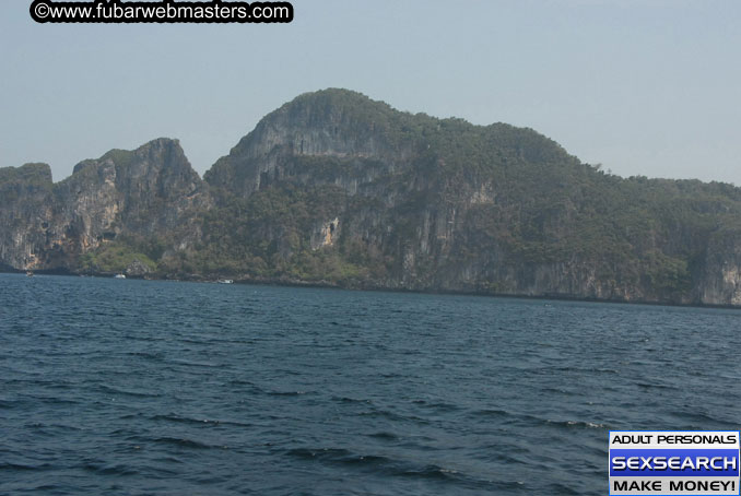 Speedboat Island Hopping