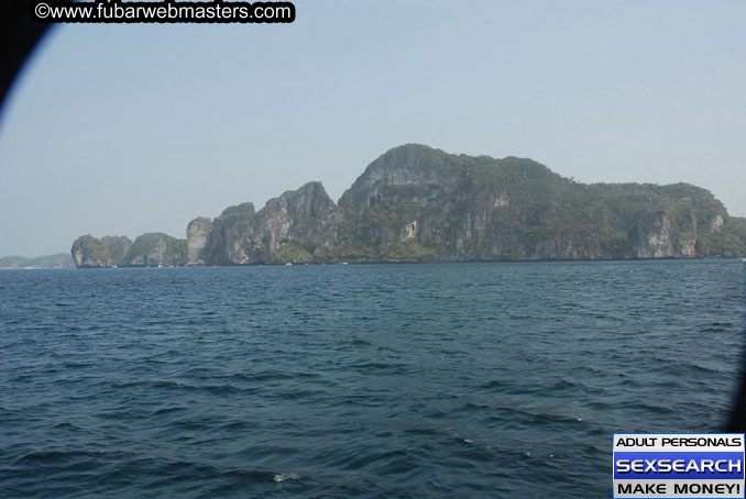 Speedboat Island Hopping