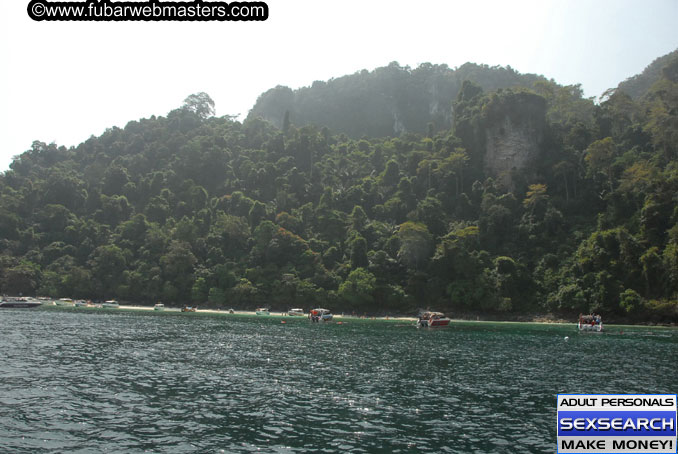 Speedboat Island Hopping