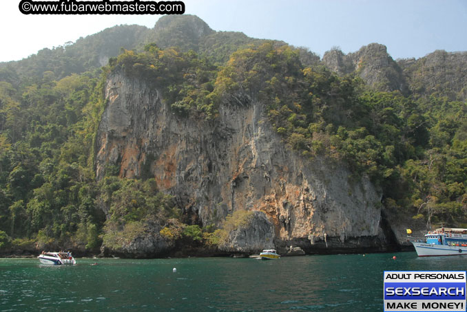 Speedboat Island Hopping