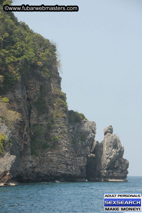 Speedboat Island Hopping