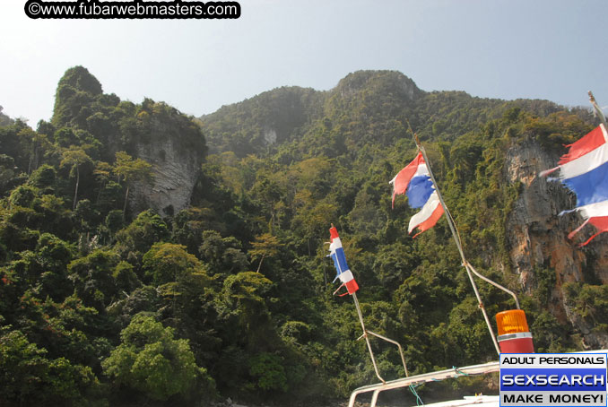 Speedboat Island Hopping