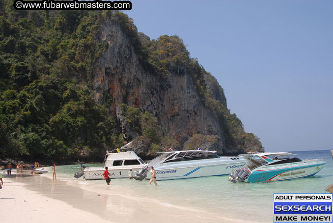 Speedboat Island Hopping