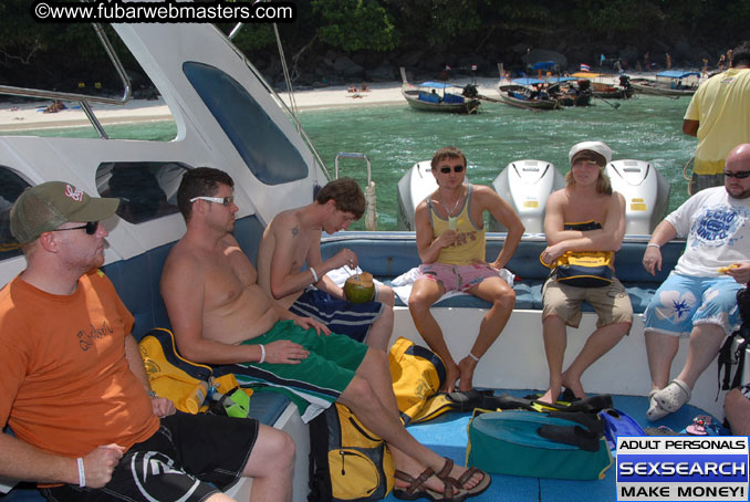 Speedboat Island Hopping