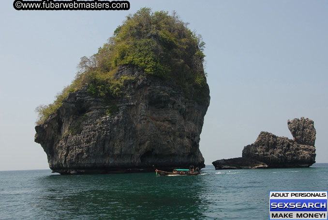 Speedboat Island Hopping