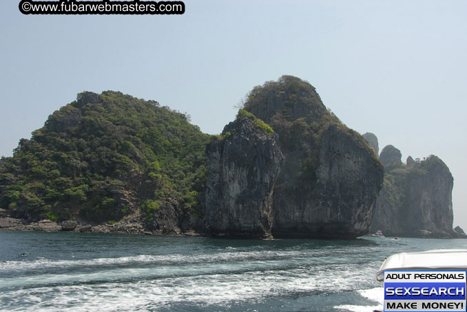 Speedboat Island Hopping