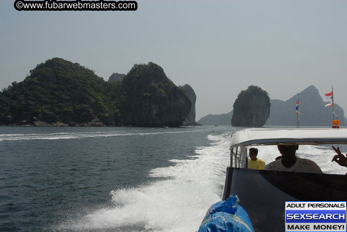 Speedboat Island Hopping