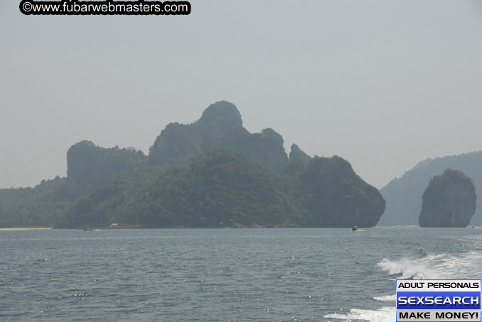 Speedboat Island Hopping