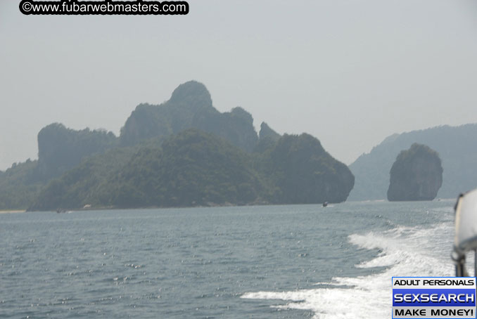 Speedboat Island Hopping