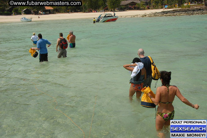 Speedboat Island Hopping