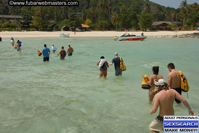 Speedboat Island Hopping