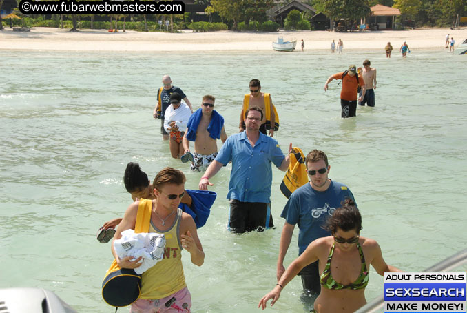 Speedboat Island Hopping